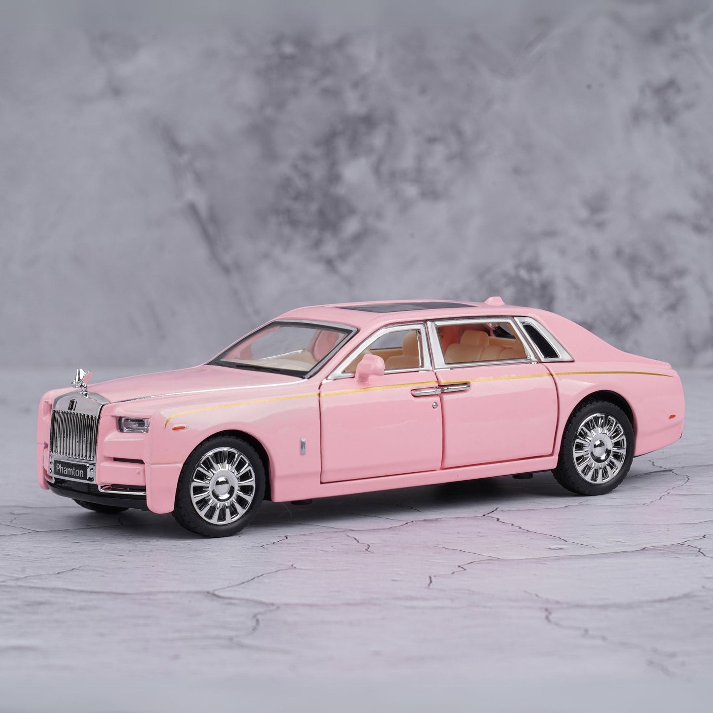 ROLLS ROYCE PHANTOM DIECAST MODEL