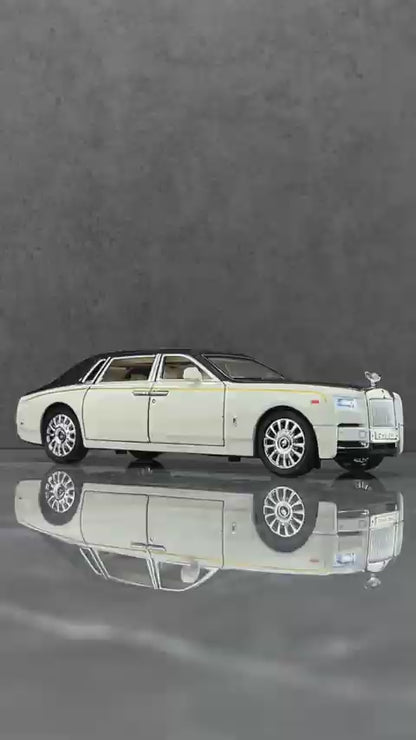 ROLLS ROYCE PHANTOM DIECAST MODEL